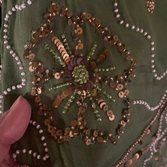 Beautiful Adrianna Papell evening dress. Size 12 - Picture 2 of 3